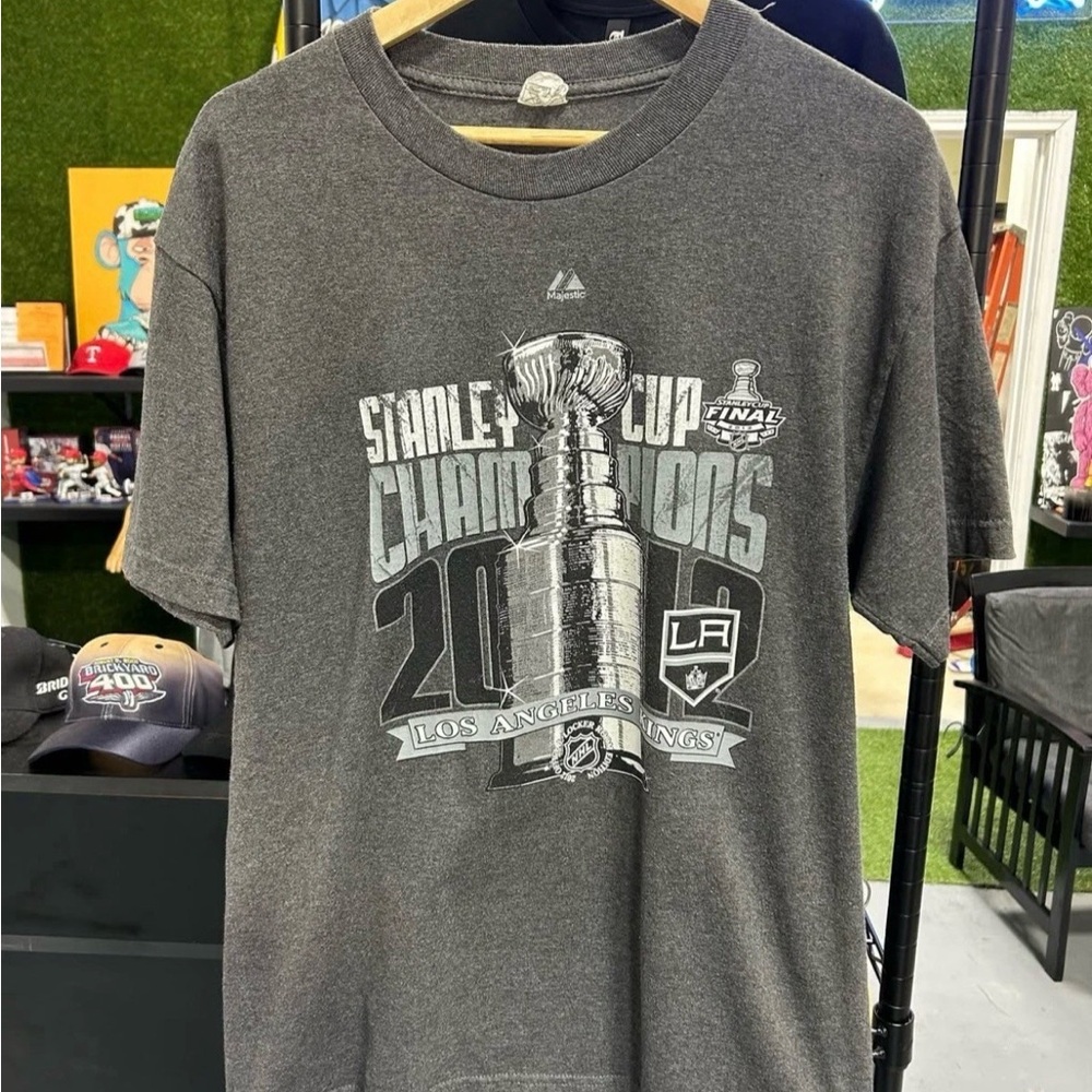 Majestic 2012 Los Angeles Kings Stanley Cup Champs t shirt men's Size Large